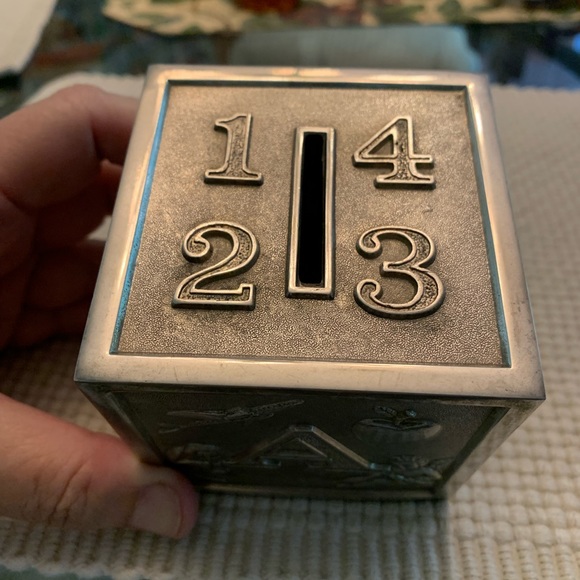 Vintage Leonard silver plated baby blocks coin bank - Picture 2 of 9